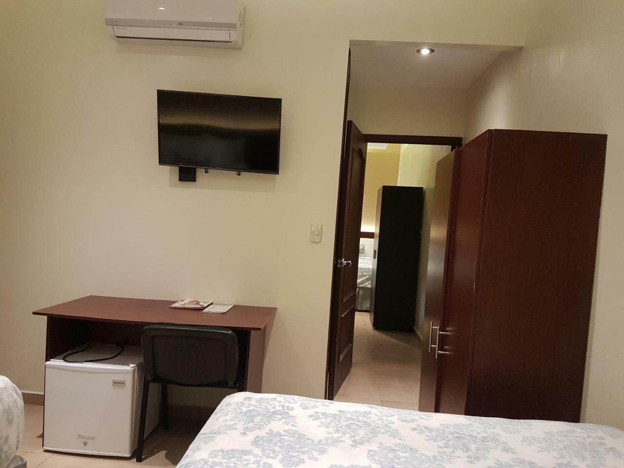 All Days Inn And Out سان سلفادور المظهر الخارجي الصورة